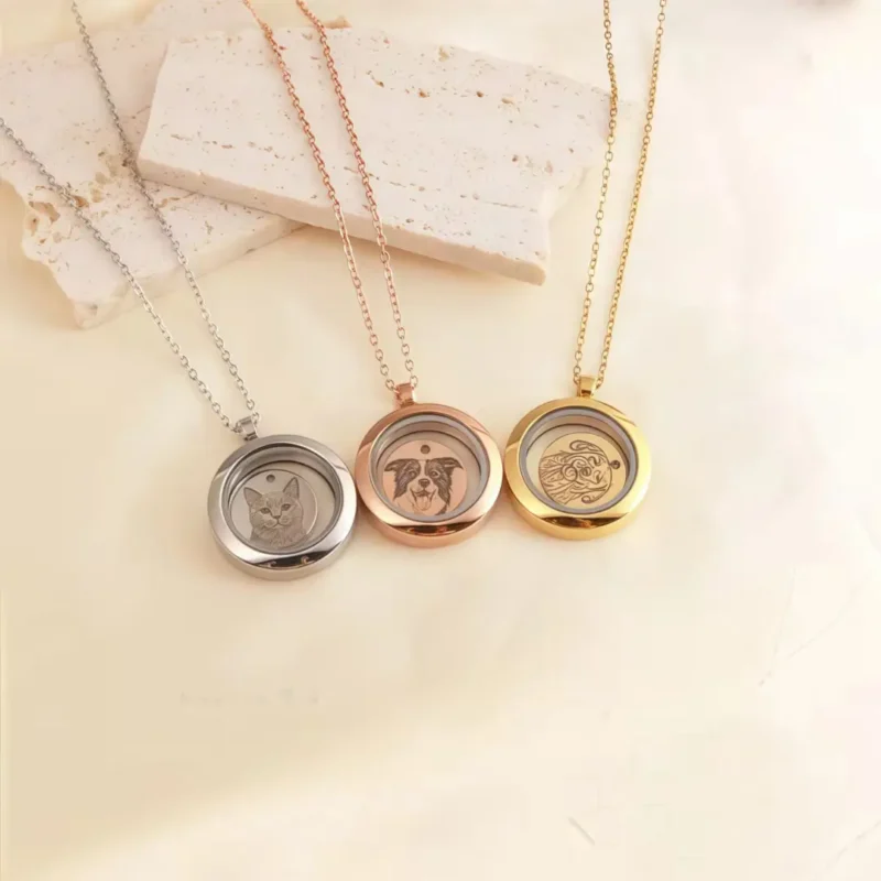 Craflzy-necklace with pet portrait 3